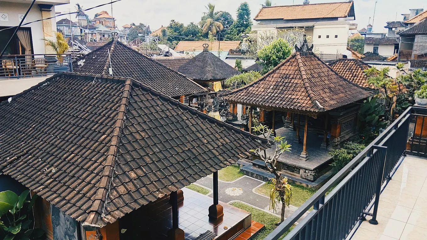 Capsule style sleeping pods